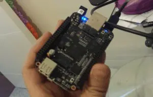 Mi BeagleBone Black conectado al USB de mi computador.